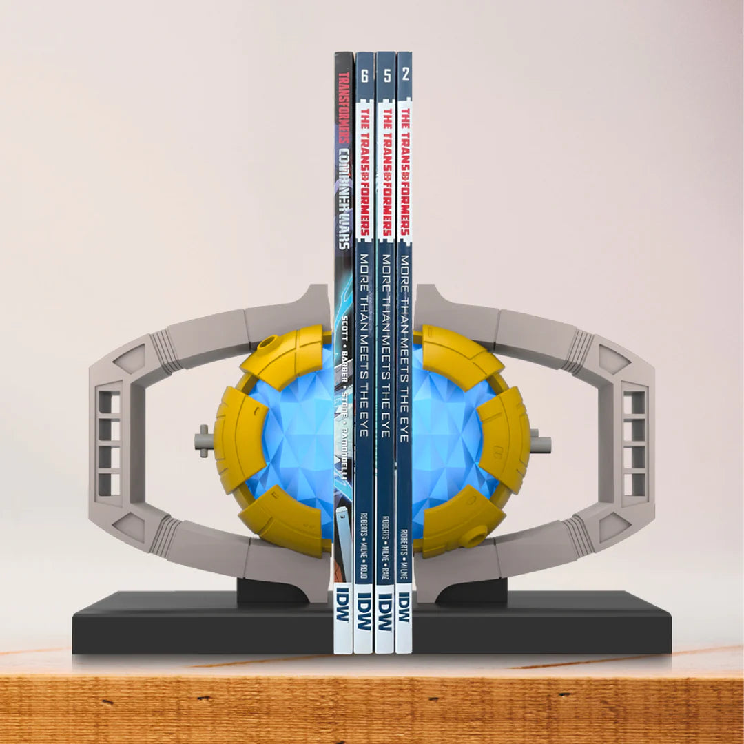 TRANSFORMERS MATRIX OF LEADERSHIP BOOKEND (PREVIEWS EXCLUSIVE)